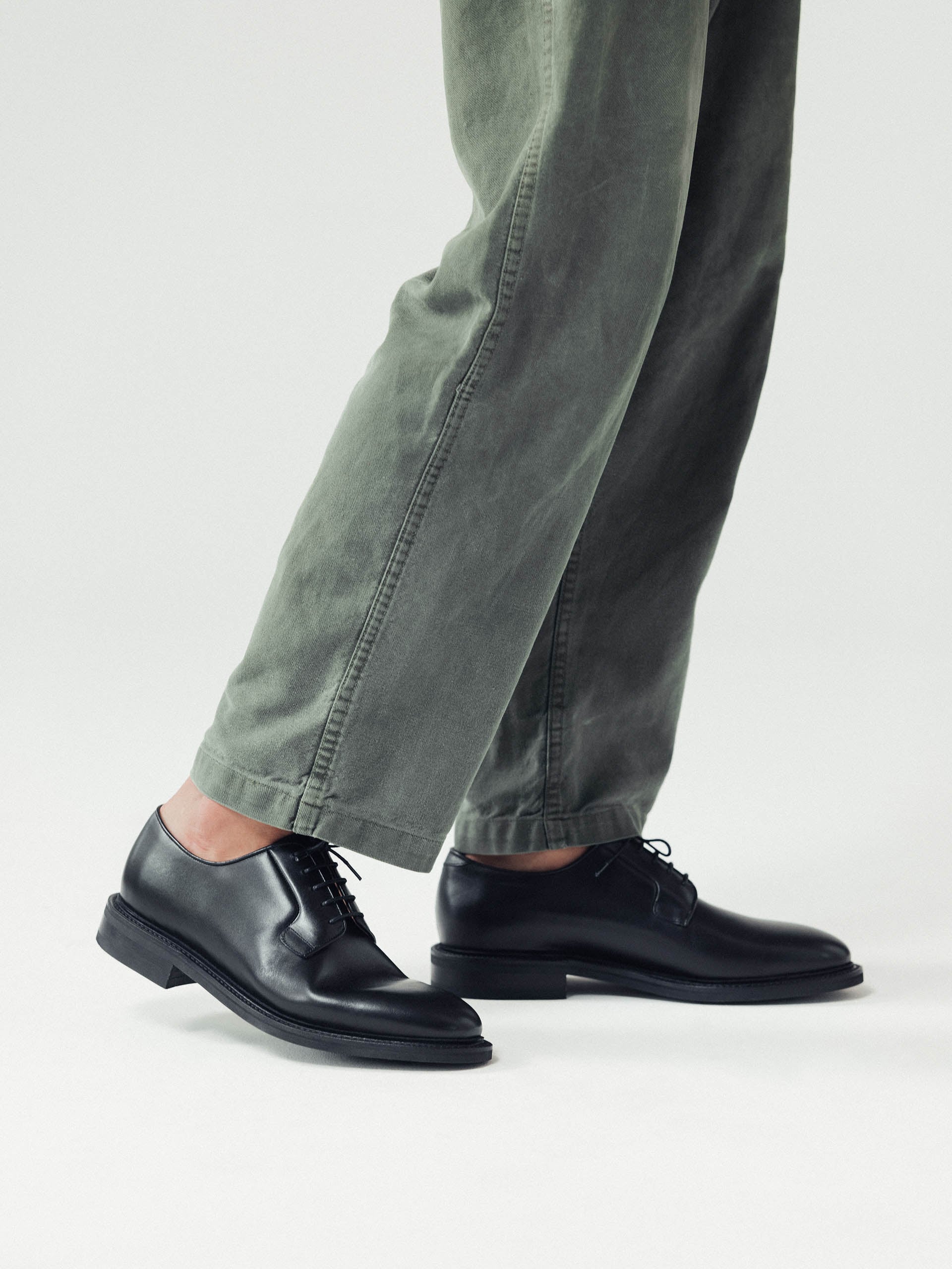 The Plain Toe Blucher Derby - Black Calf