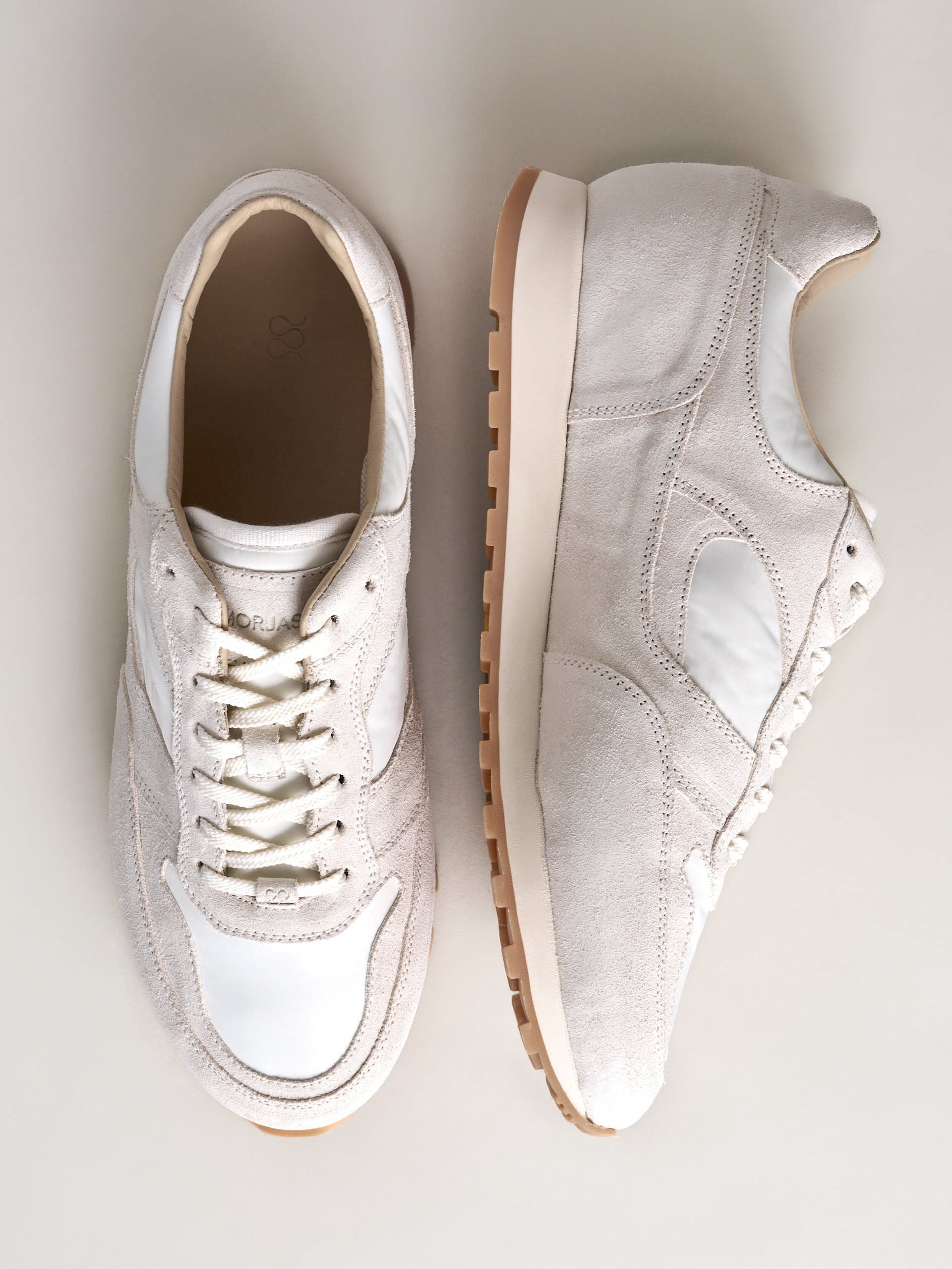 The Trainer - White
