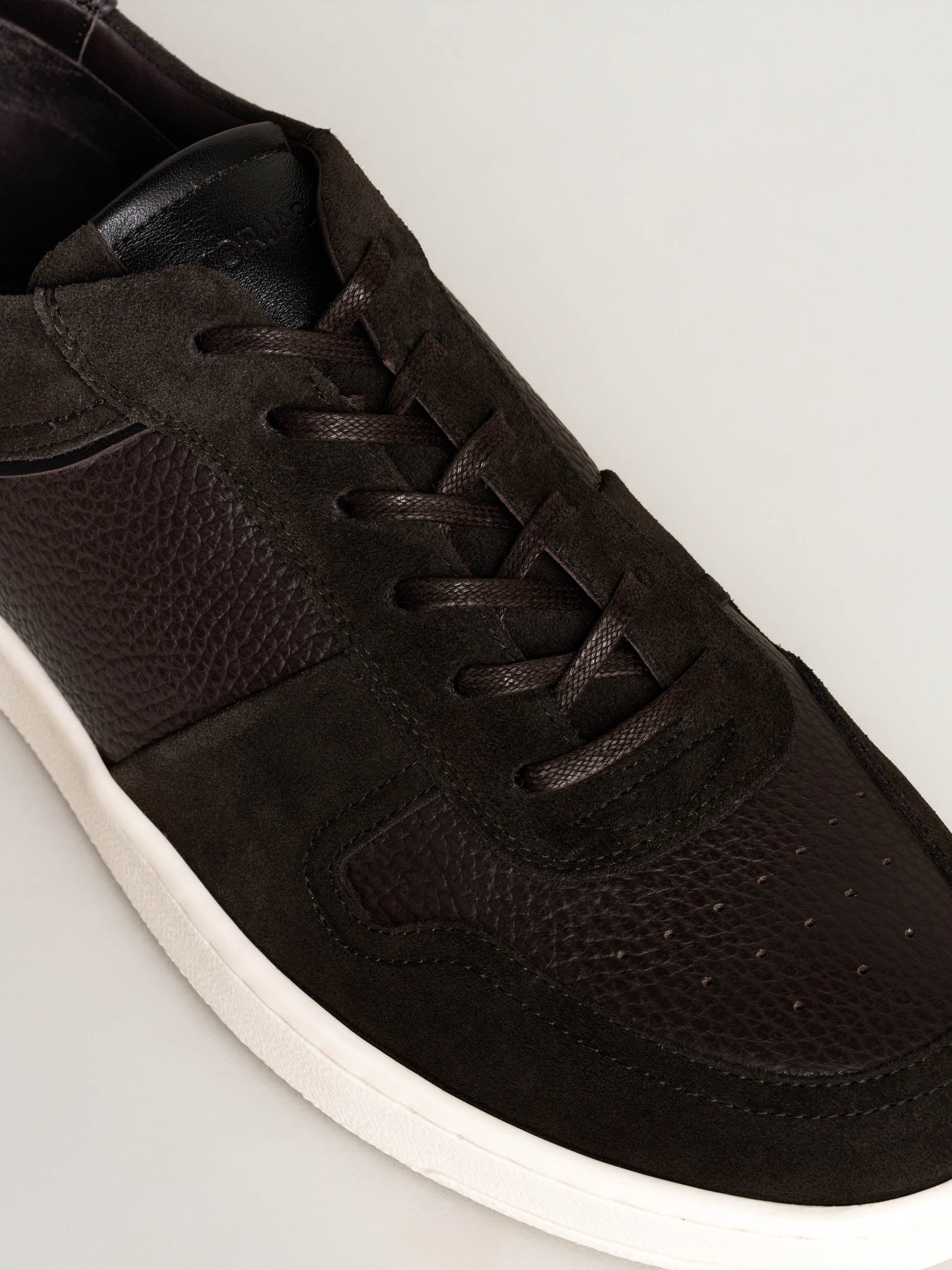 The Court Sneaker - Brown