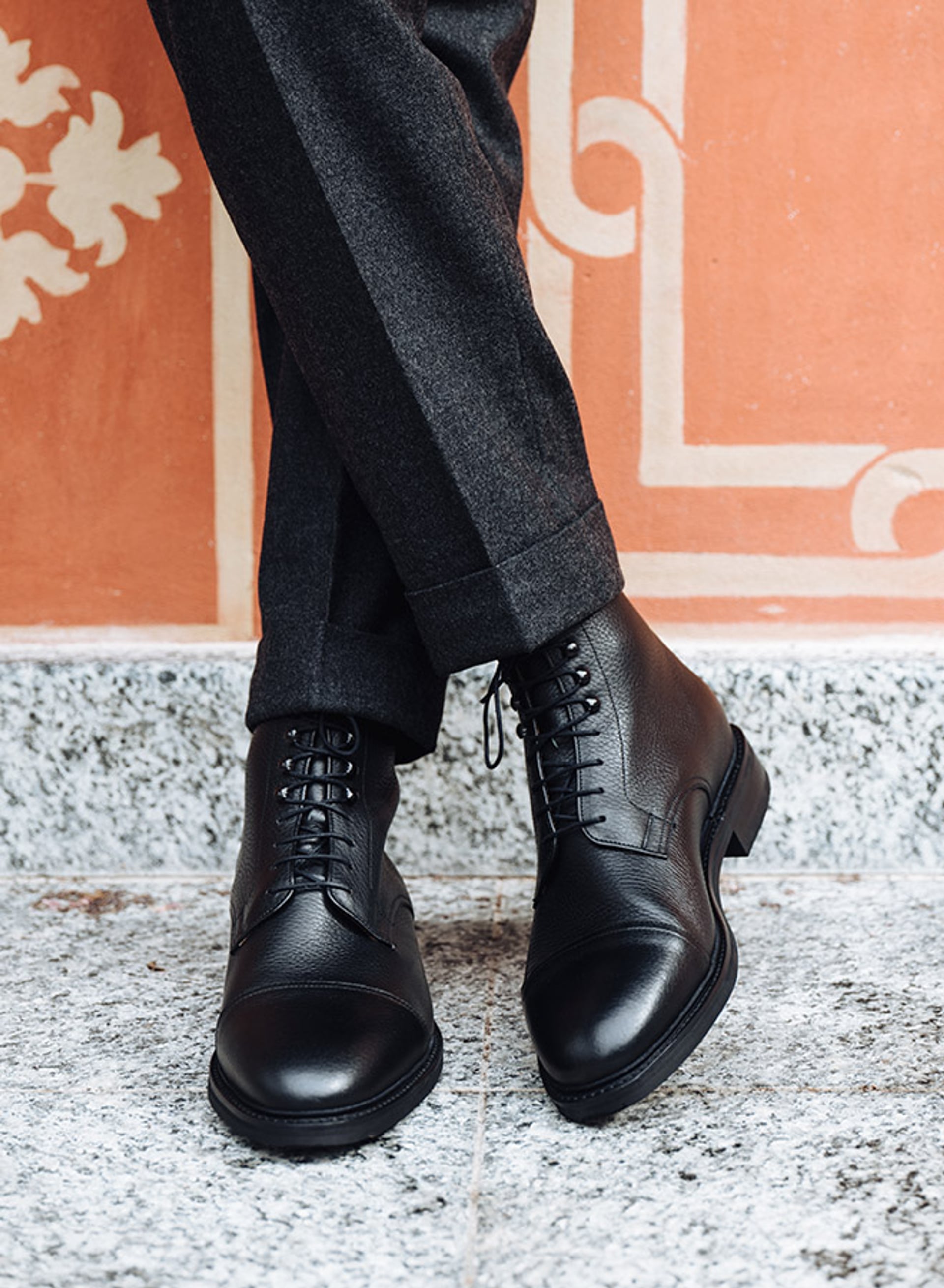 The Jumper Boot - Black Grain