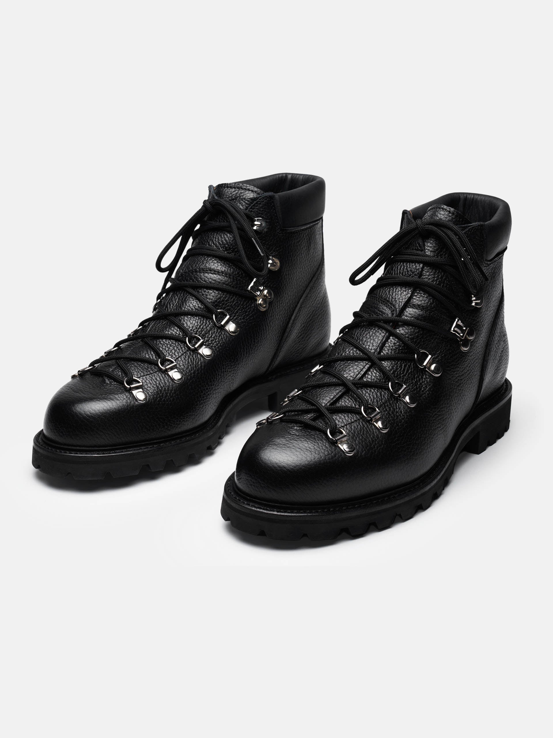 The Hiking Boot - Black Grain