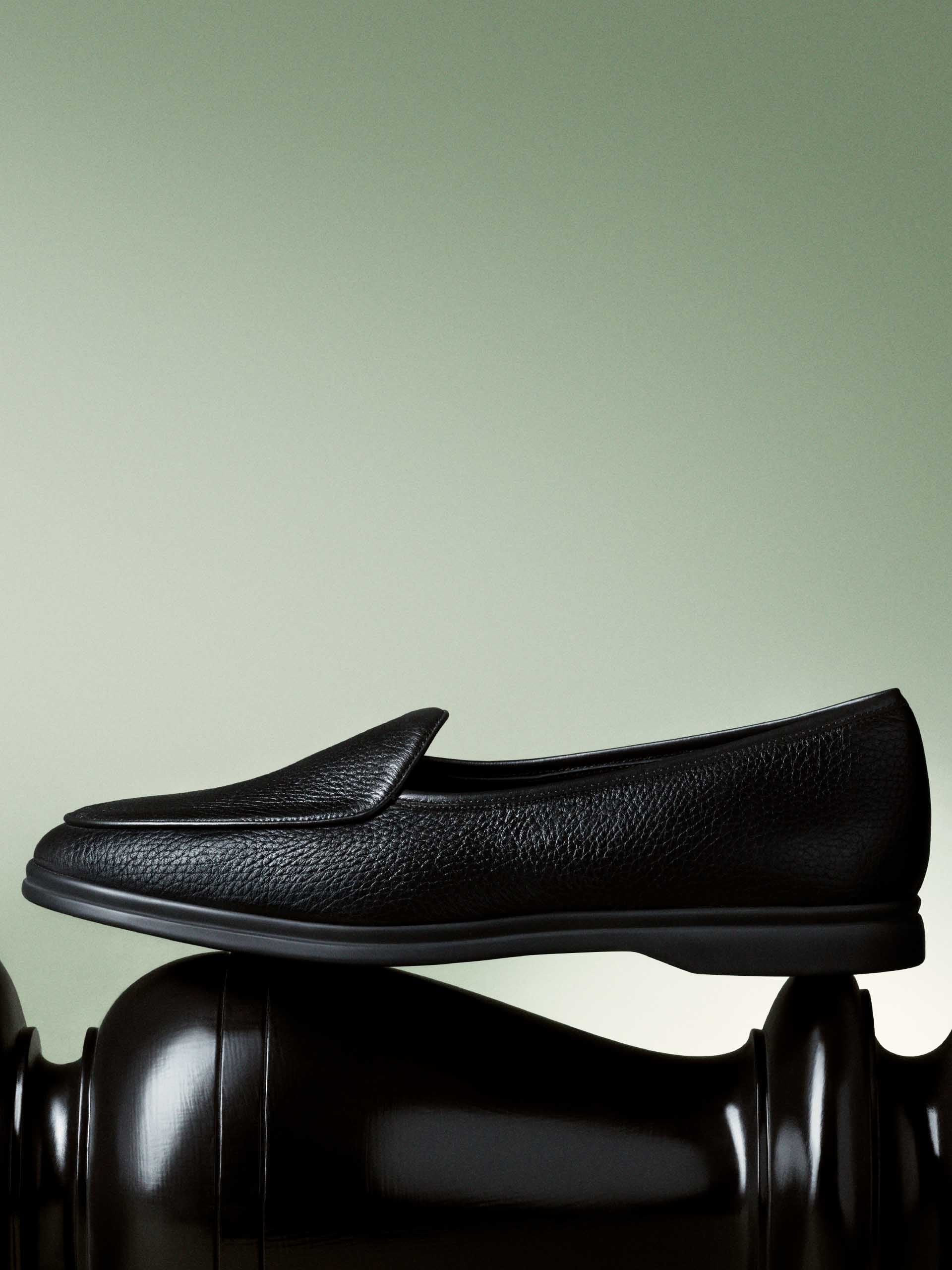 The Belgian Loafer - Black Deerskin