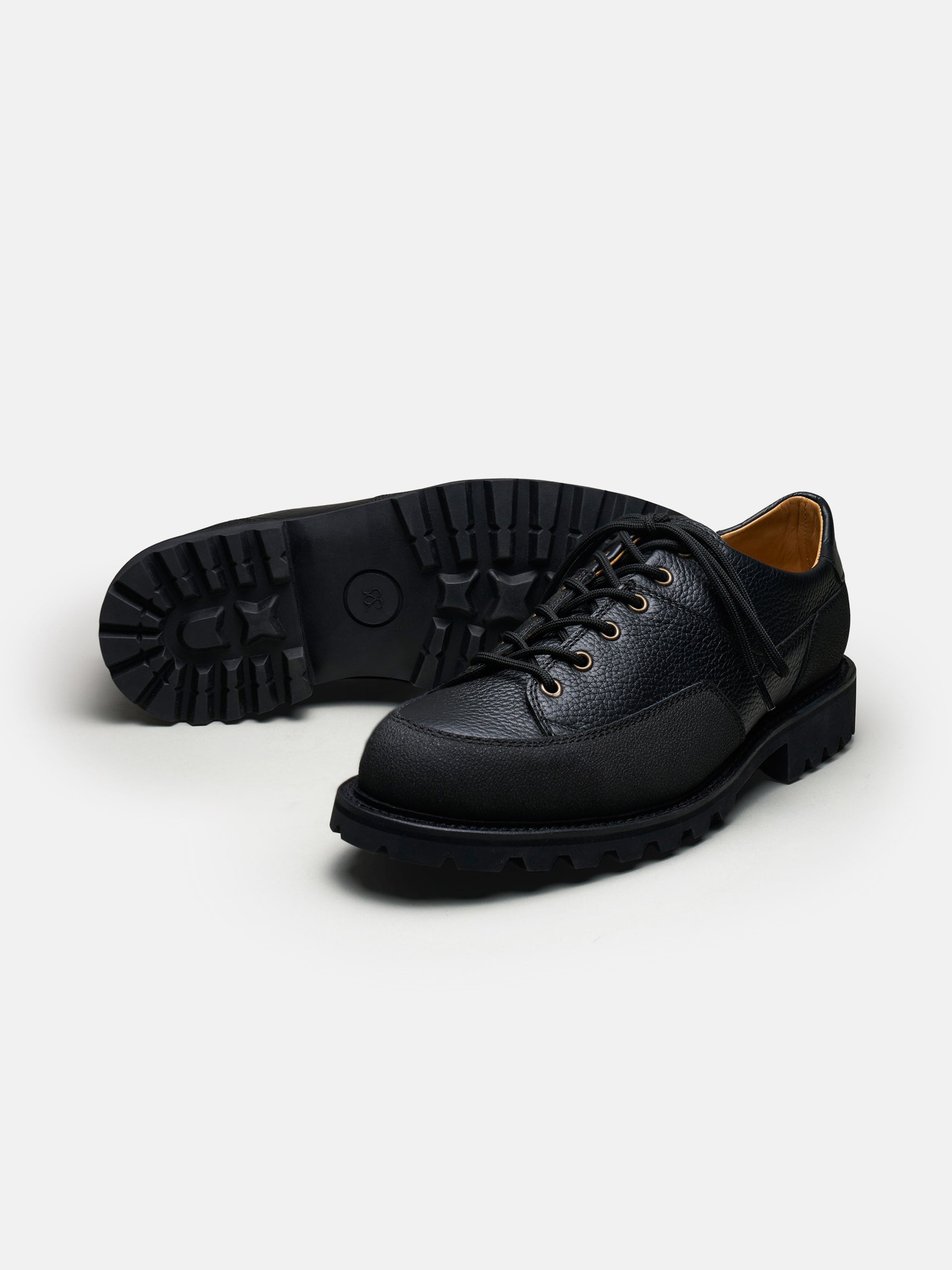 The Hybrid Hiker Sneaker - Black Grain