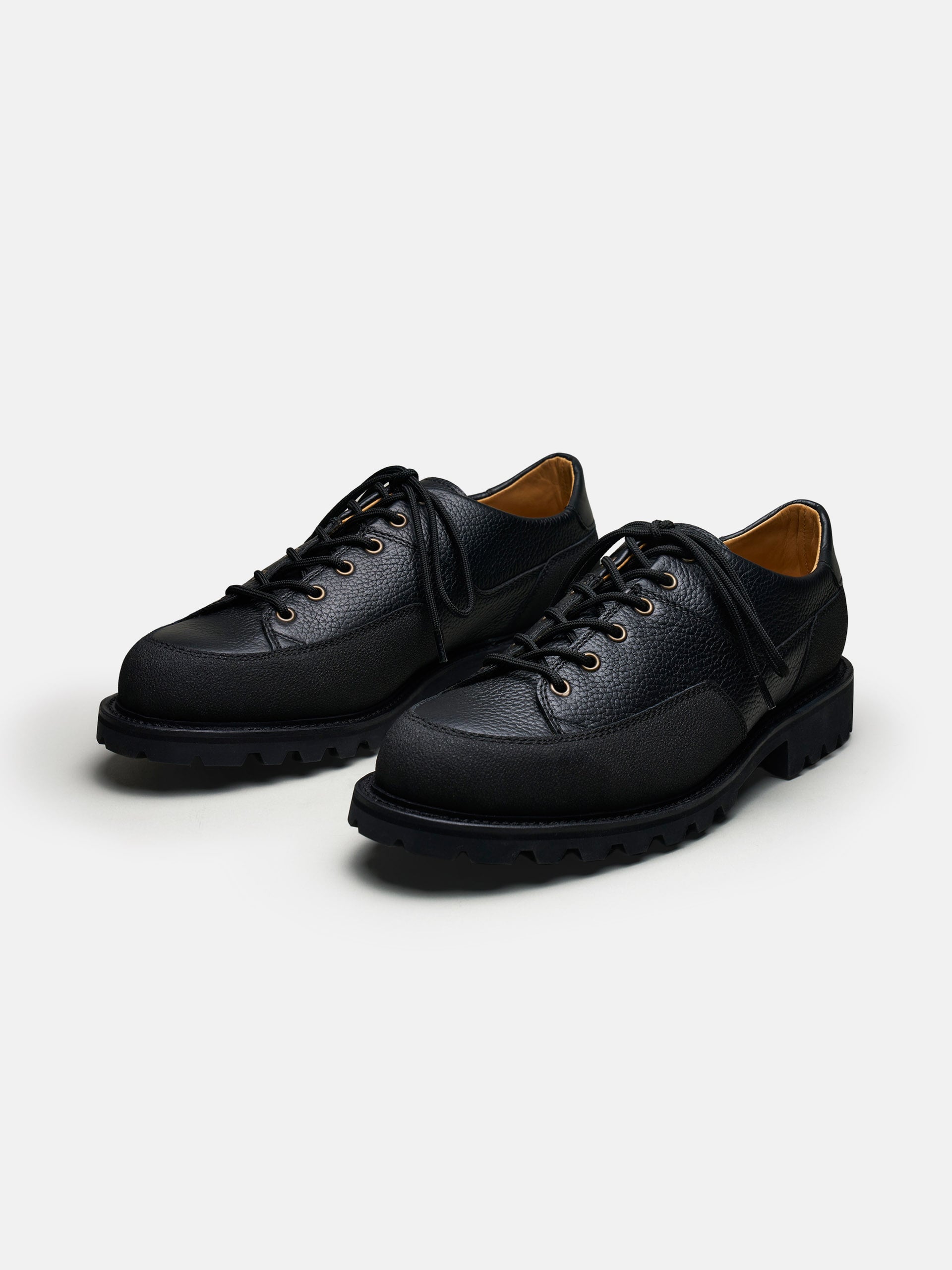 The Hybrid Hiker Sneaker - Black Grain