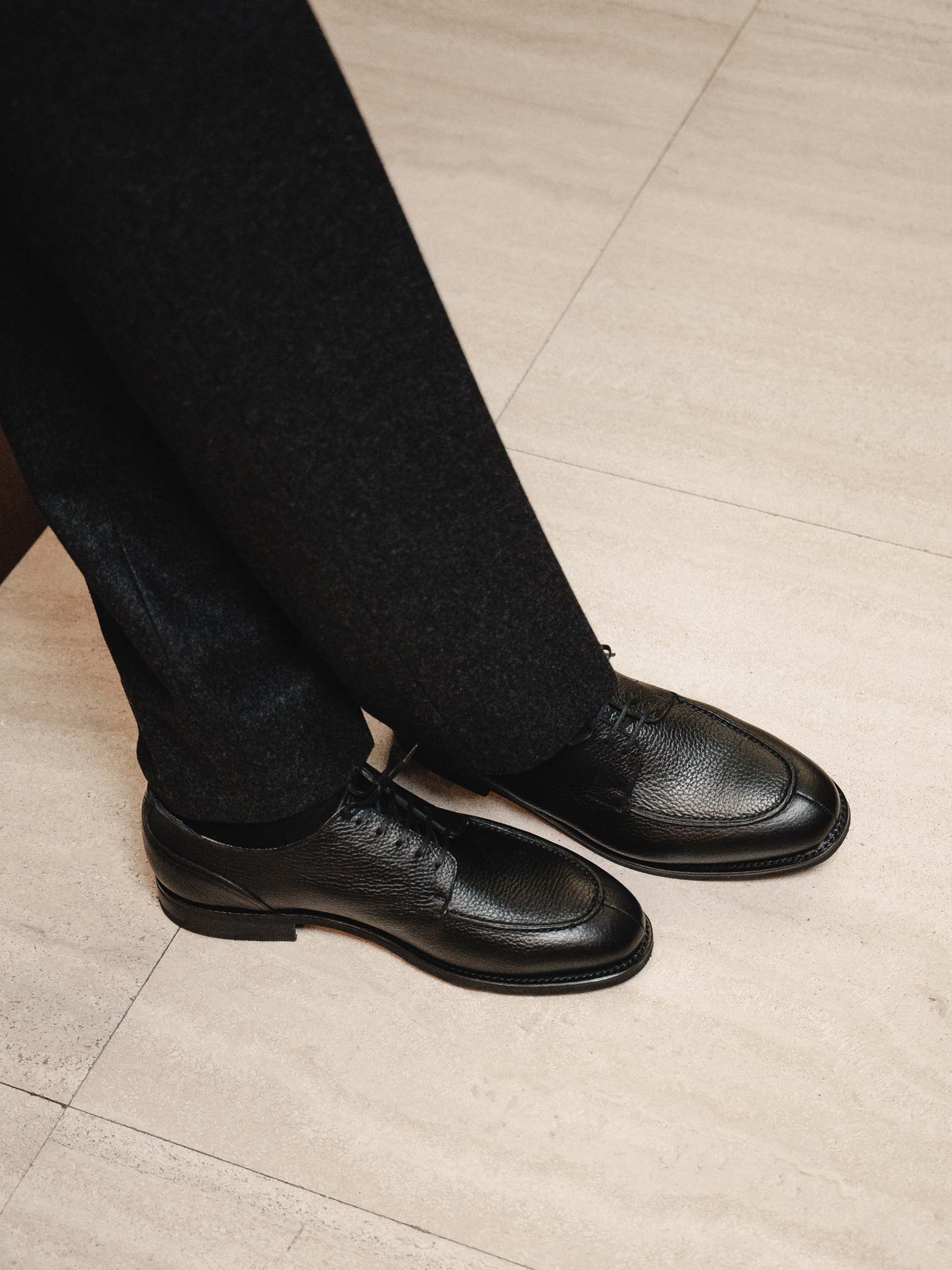 The Split Toe Derby - Black Grain