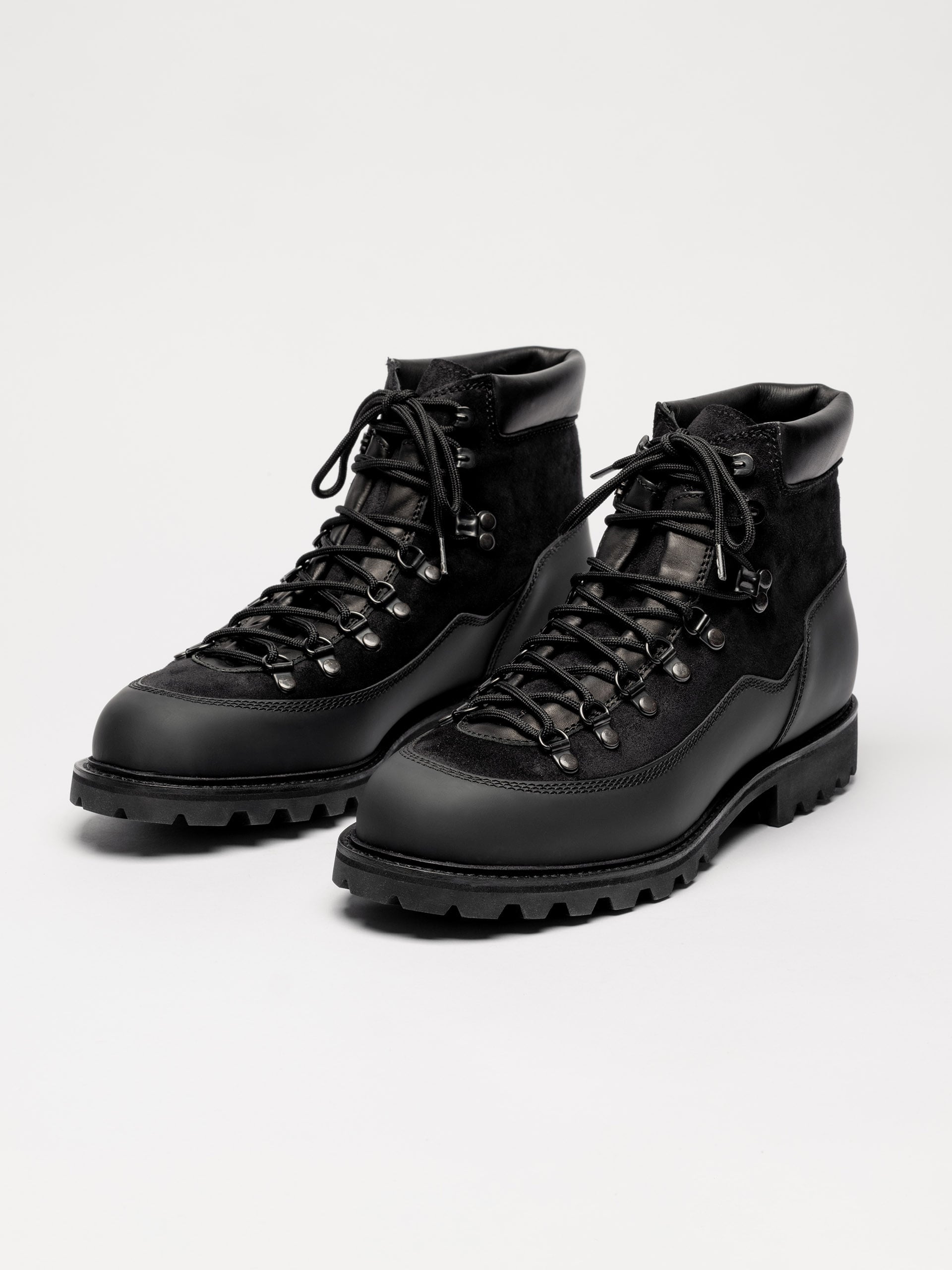 The Hiking Boot - Black Suede - Mudguard