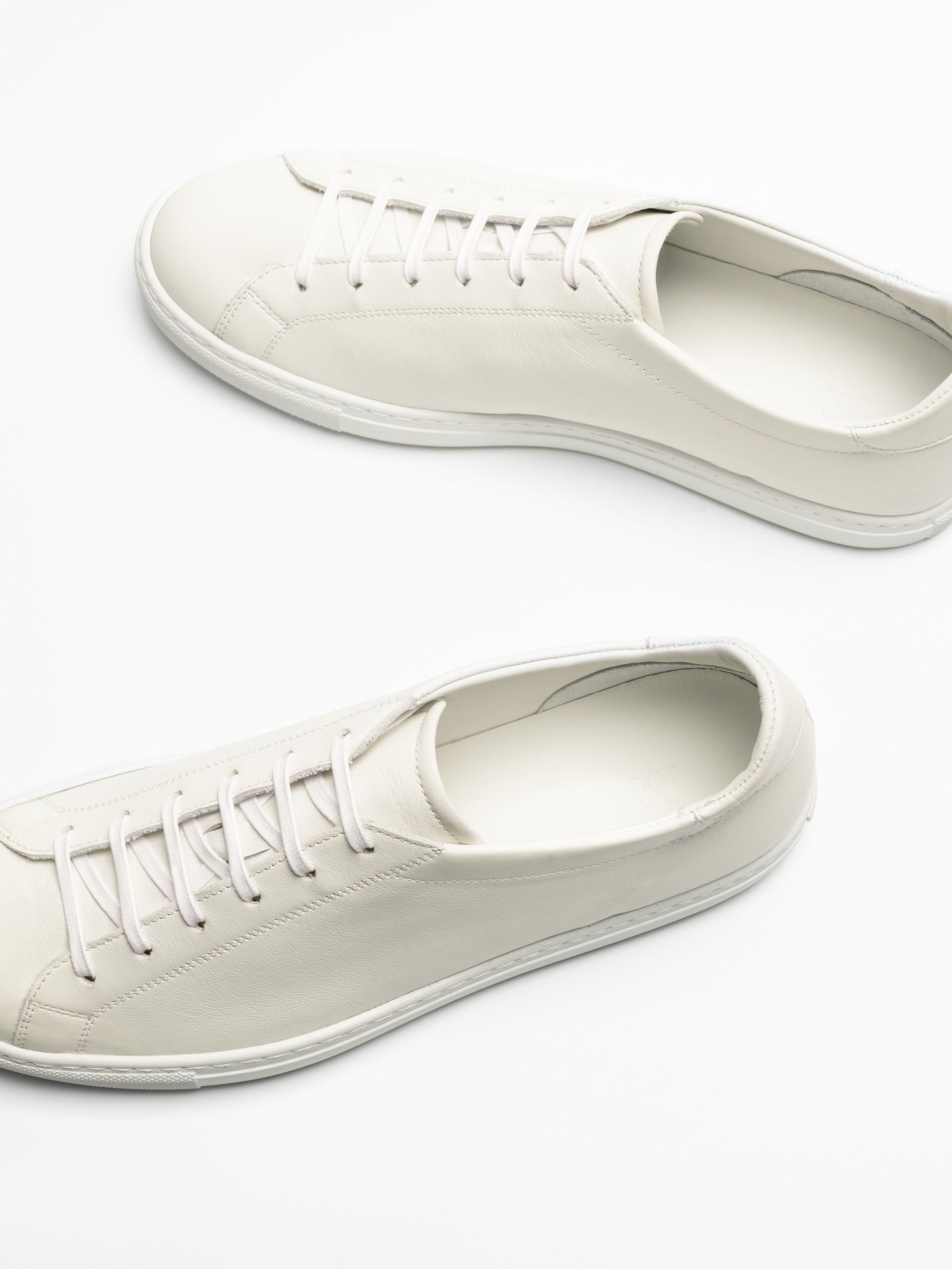 The Sneaker 02 - White Leather