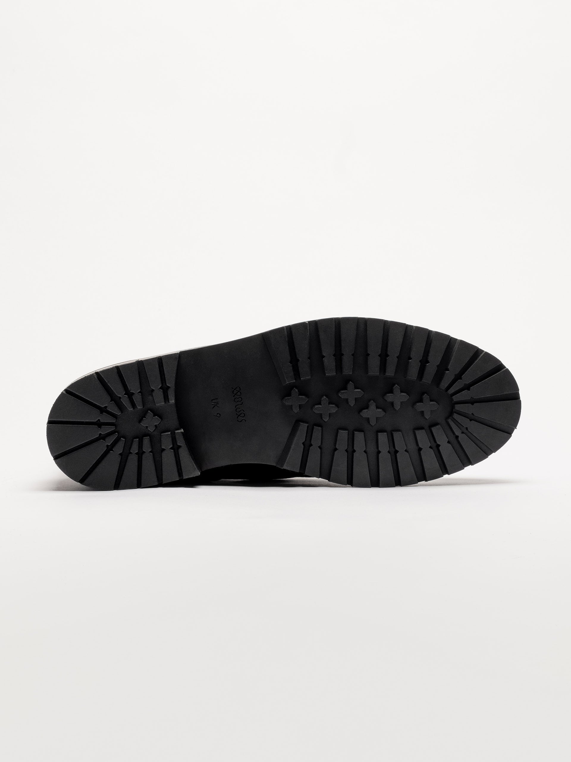 The Moc Toe Chukka - Black Grain