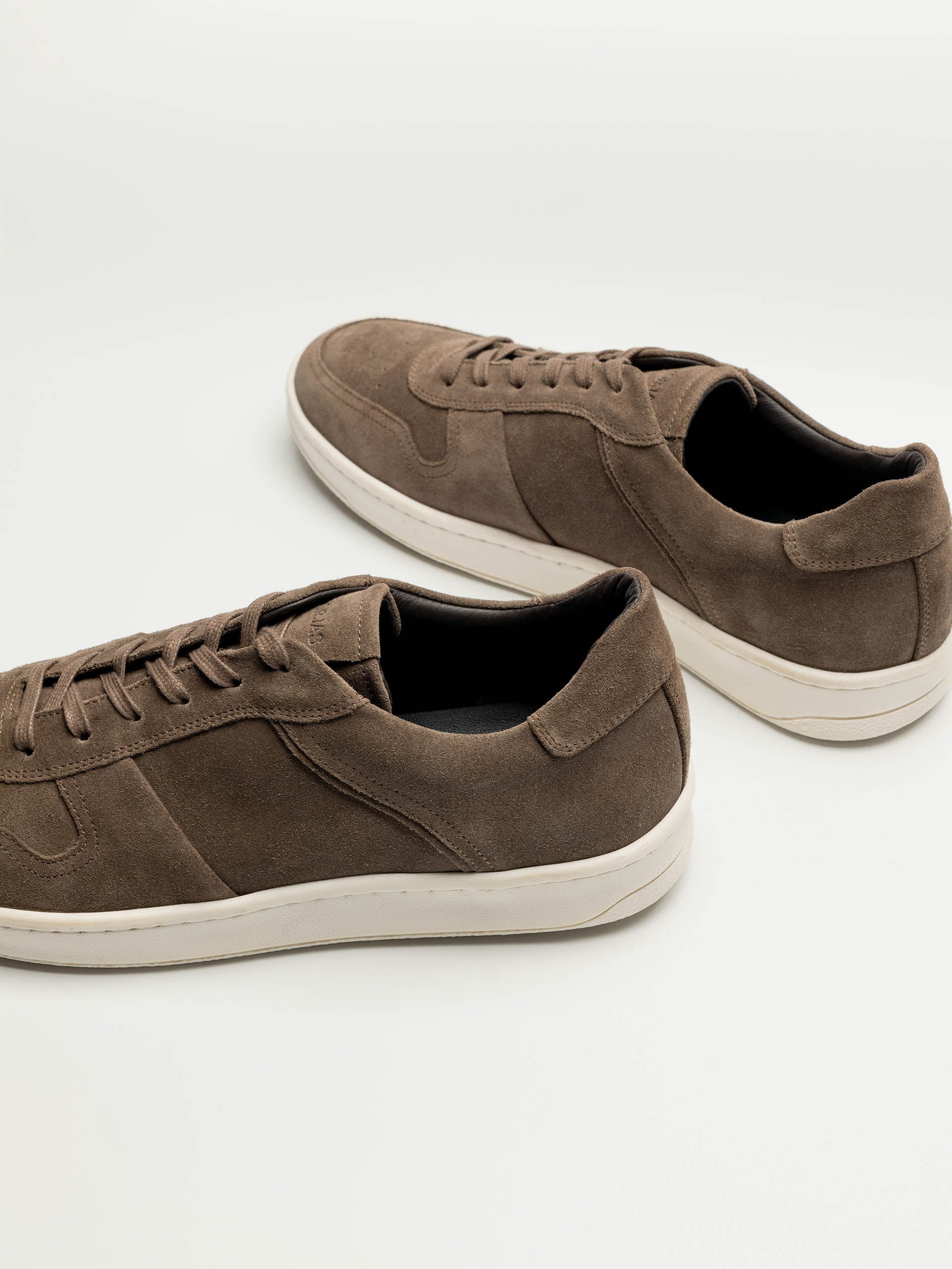 The Court Sneaker - Nougat